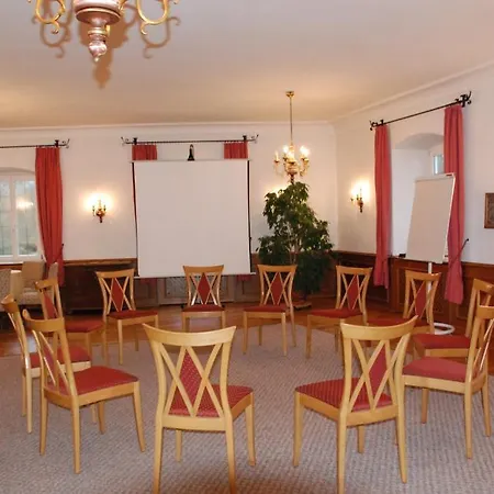 Hotel Schloss Schwanberg Roedelsee