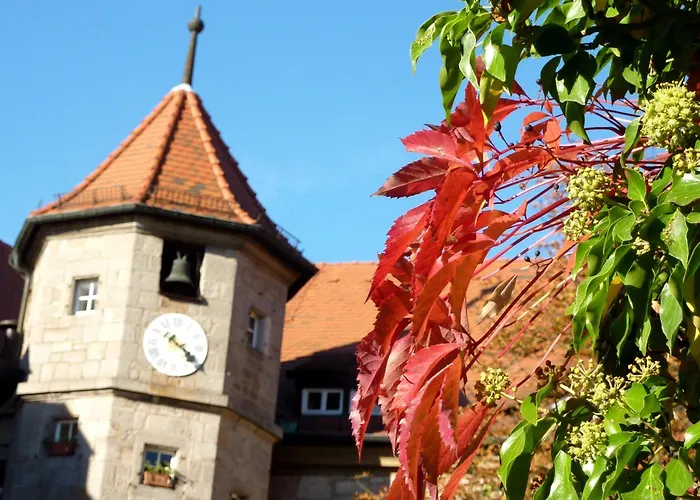 Schloss Schwanberg Roedelsee